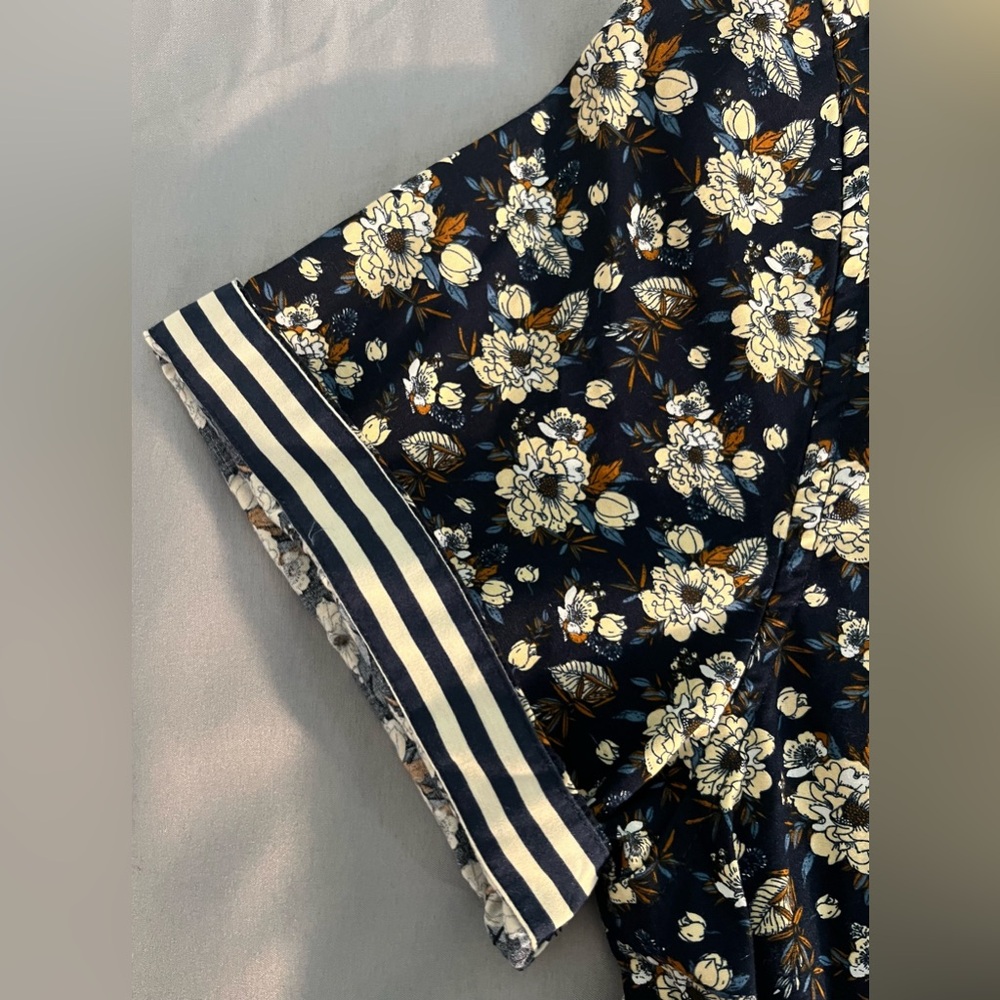 NWOT DENIM & FLOWER Men's Short Sleeve Blue/Floral/Stripe Shirt. Size: Large - Picture 10 of 11